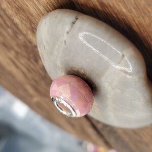 Luscious pink faceted charm sterling 925‎